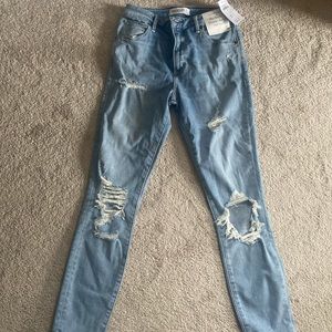 Brand new with tags Abercrombie jeans size 4.